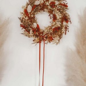 We are Flowergirls Dekokranz »Hekate«, geschmückt mit konservierten Trockenblumen für die Ewigkeit