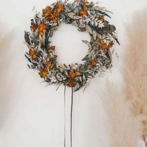 We are Flowergirls Dekokranz »Rhea«, geschmückt mit konservierten Trockenblumen für die Ewigkeit