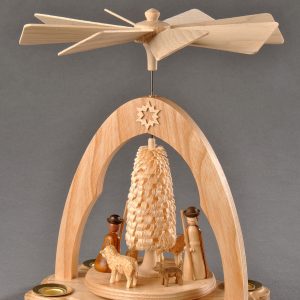 Albin Preissler Weihnachtspyramide »Schäfer mit Schafen und gedrechseltem Ringelbäumchen«, (1 St.), Handwerkskunst aus dem Erzgebirge