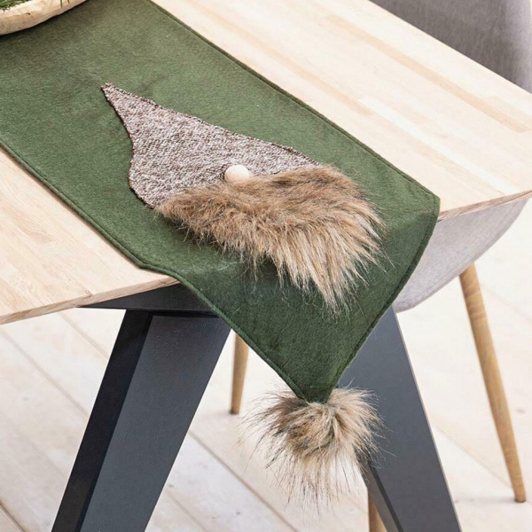 Home-trends24.de Tischläufer »Tischläufer Wichtel Zottelbart Kunstfell Tischband Deko Weihnachten Advent Herbstdeko Weihnachtsdeko Tischdeko«