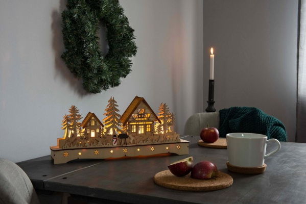 KONSTSMIDE Weihnachtsdorf, LED Holzsilhouette, Dorf mit Schneemann und Rentier