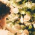 Ein festlicher Blumengruß zu Weihnachten kommt immer gut an.