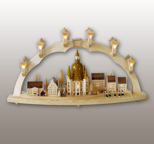 Richard Glässer Seiffen Schwibbogen Frauenkirche mit Striezelmarkt, Länge 80 cm, natur, komplett elektrisch beleuchtet, original Erzgebirge