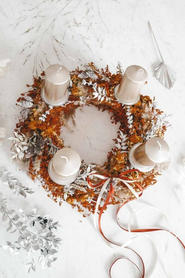 We are Flowergirls Dekokranz »Theia«, geschmückt mit konservierten Trockenblumen für die Ewigkeit